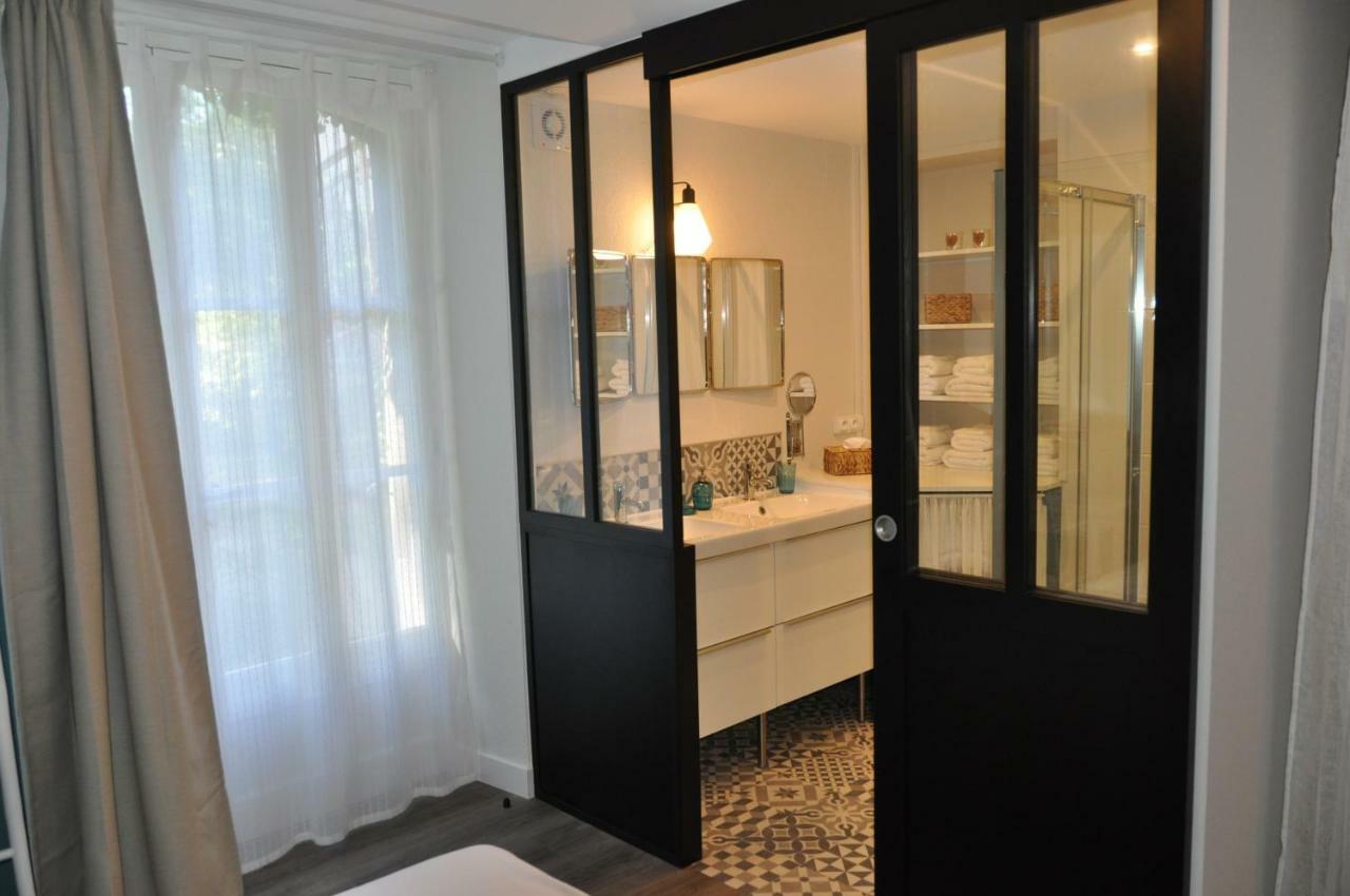 Hotel Au Rez De Jardin Cholet Zewnętrze zdjęcie
