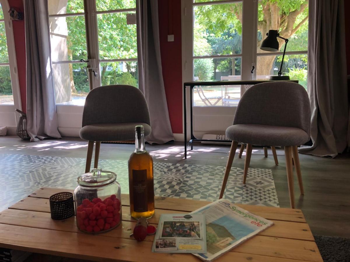 Hotel Au Rez De Jardin Cholet Zewnętrze zdjęcie